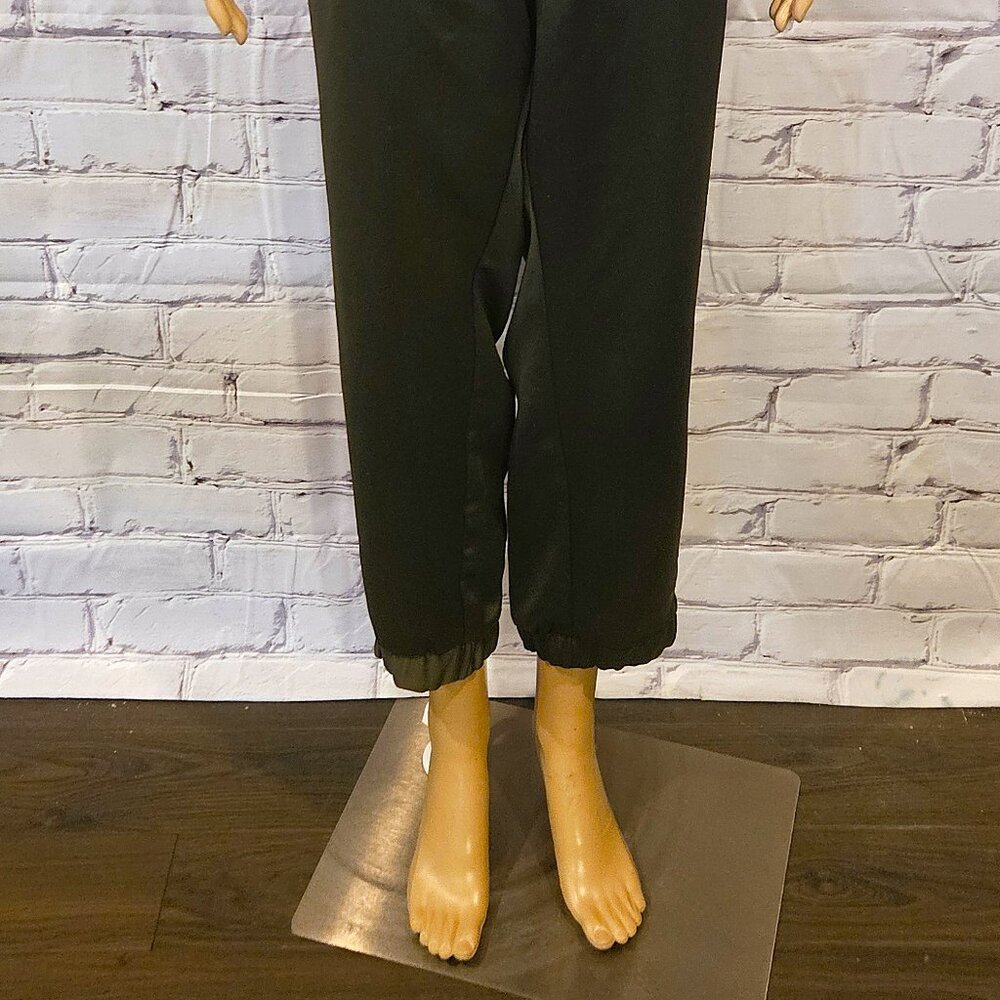 Banana Republic Olive Green Jogger Pants - Picture 5 of 10
